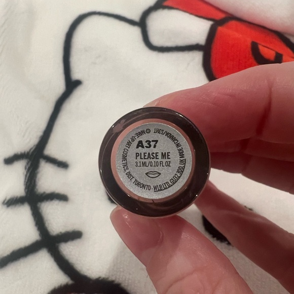 MAC Cosmetics Lipglass in shade Please Me - Picture 6 of 6